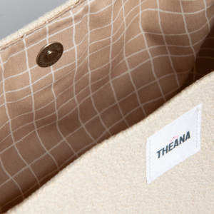 intérieur à carreaux en coton et bouton aimanté – mini sac beige effet bouclette THEANA