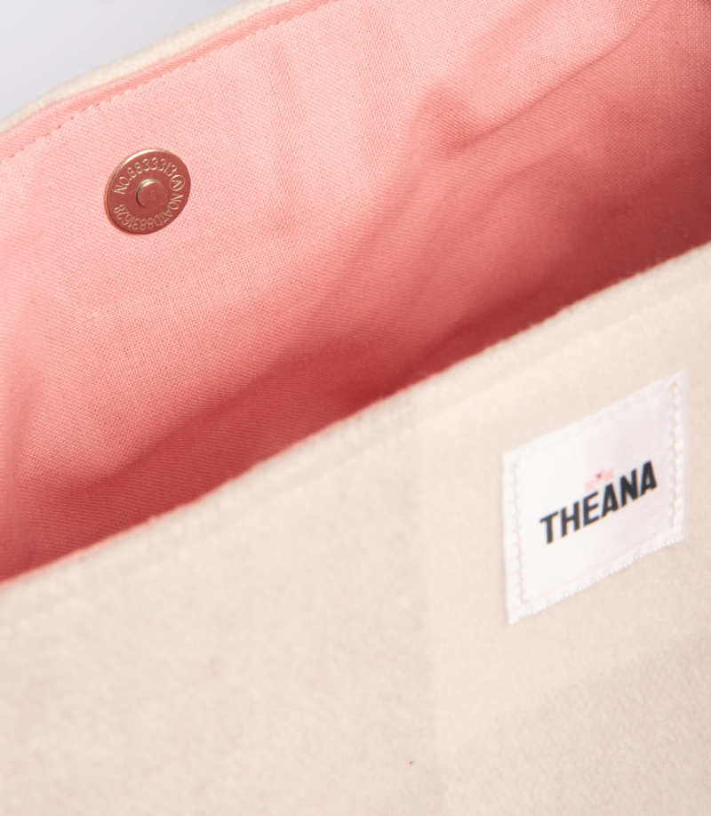 doublure rose en coton et bouton aimanté – mini sac à carreaux gris THEANA