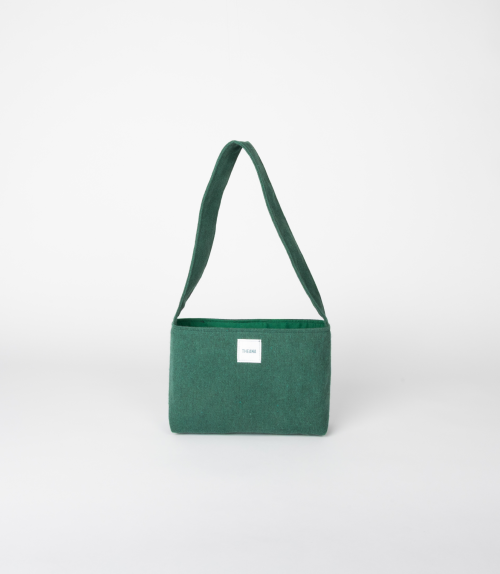mini sac vert sapin en tissu avec doublure assortie et bouton aimanté – marque Theana