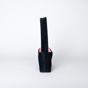 mini sac en velours bleu marine vu de profil – marque Theana