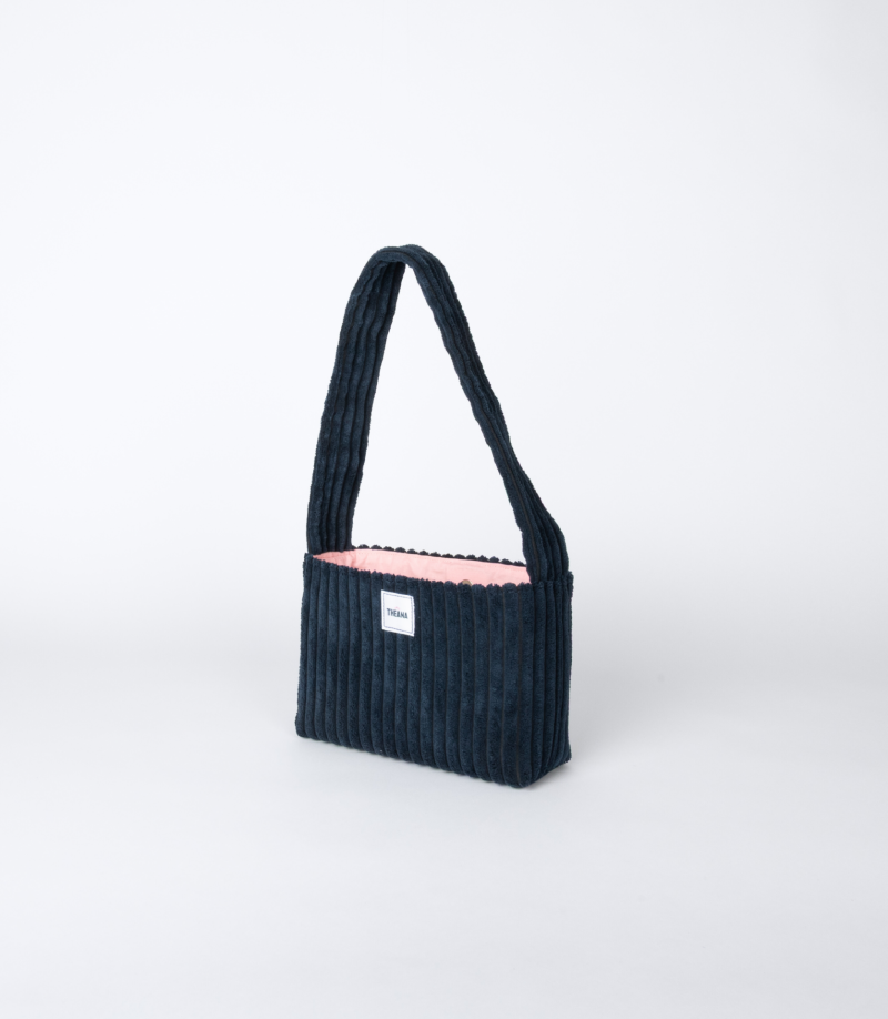 mini sac bleu marine en velours côtelé – vue 3/4 – marque THEANA