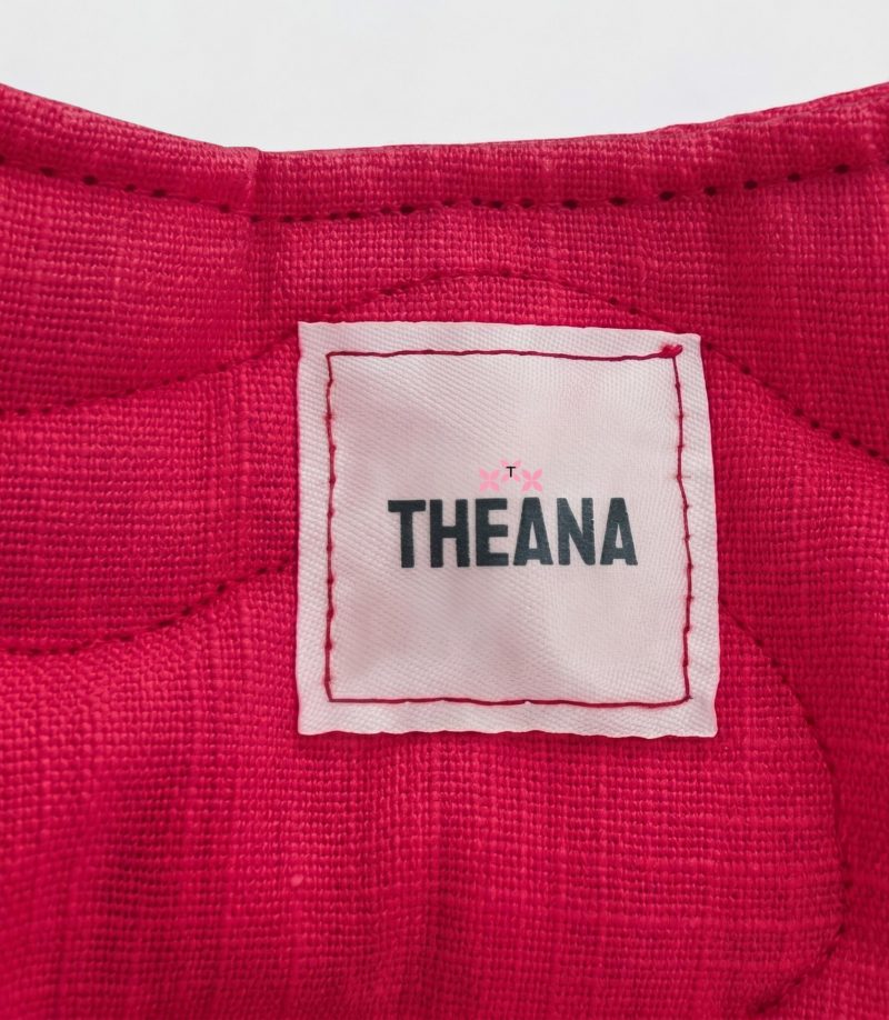 Détail étiquette mini sac framboise THEANA